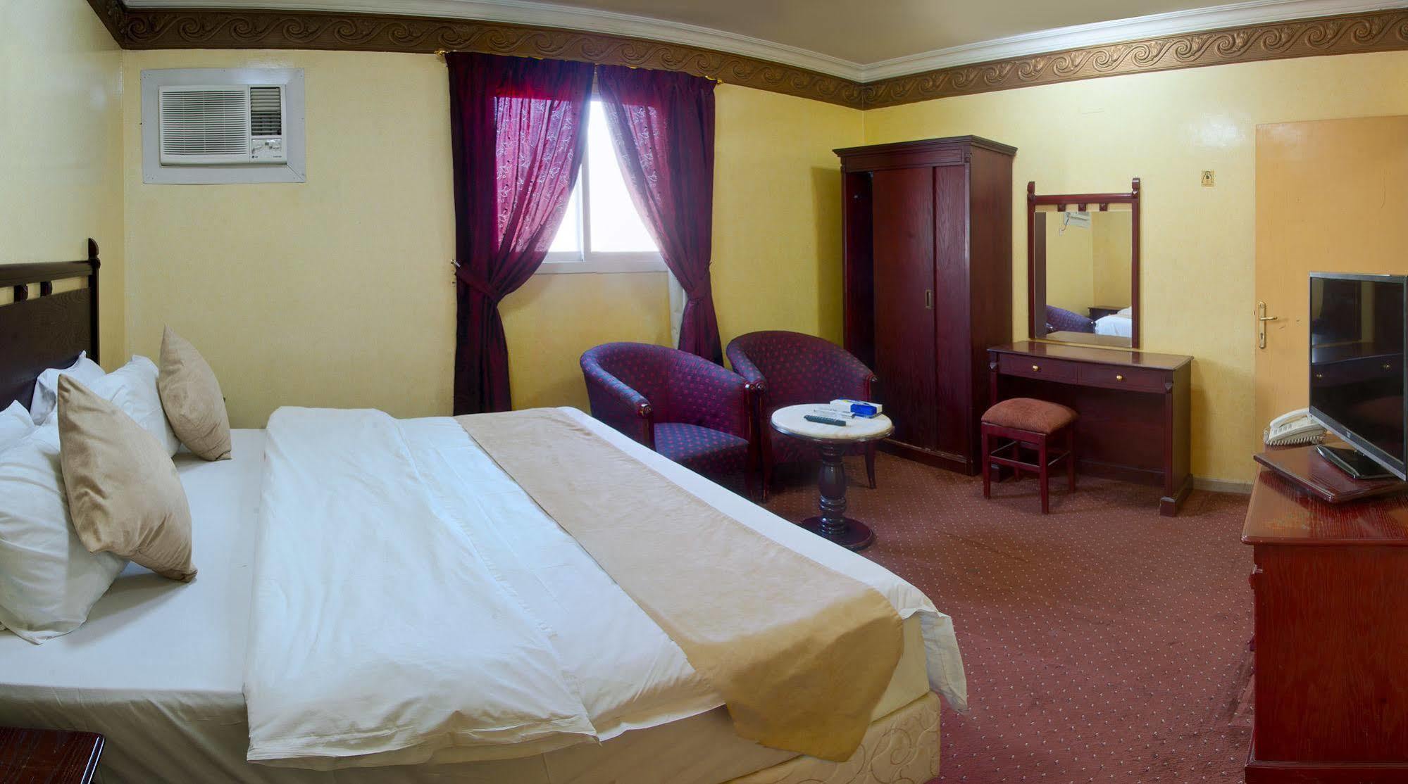 Al Farhan Hotel Suites Al Aqiq Riyadh Exterior photo