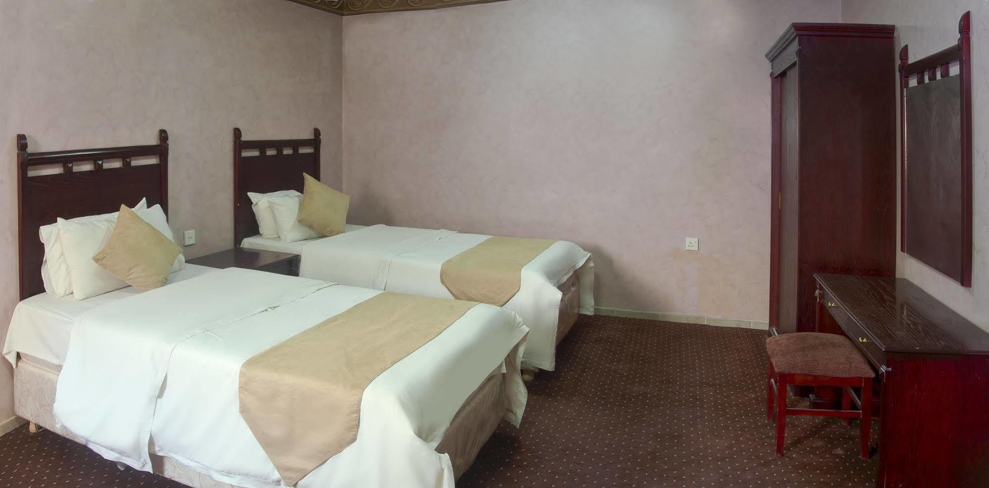 Al Farhan Hotel Suites Al Aqiq Riyadh Exterior photo